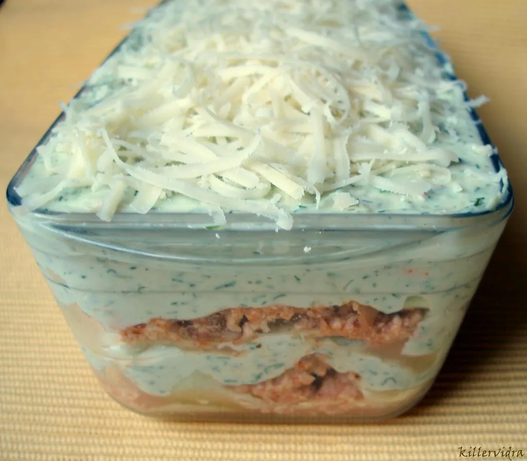 Lasagne- nagyon másképpen, tökből, kapros besamellel, csirkepaprikás-raguval – 2. kép