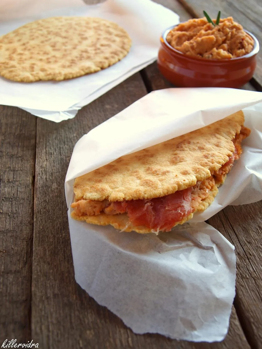 P1011805 Piadina aszalt paradicsomos fehérbab pürével